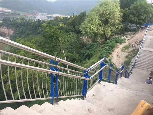 丹东不锈钢桥梁栏杆