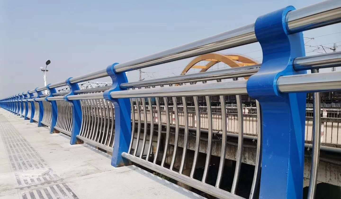丹东桥梁不锈钢防撞护栏